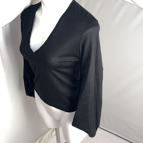 Yves Saint Laurent rive gauche black long bell sleeve v-neck fitted top - Picture 4 of 12